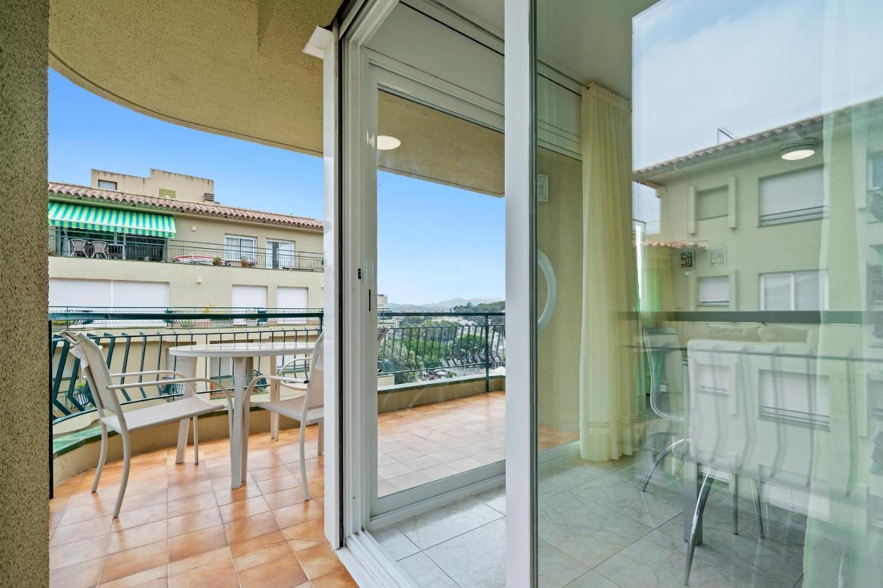 Hauzify I Apartament Estrella Platja d'Aro Exterior photo